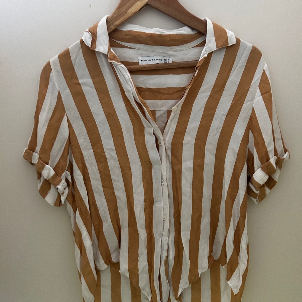 Faithful the brand short sleeve blouse